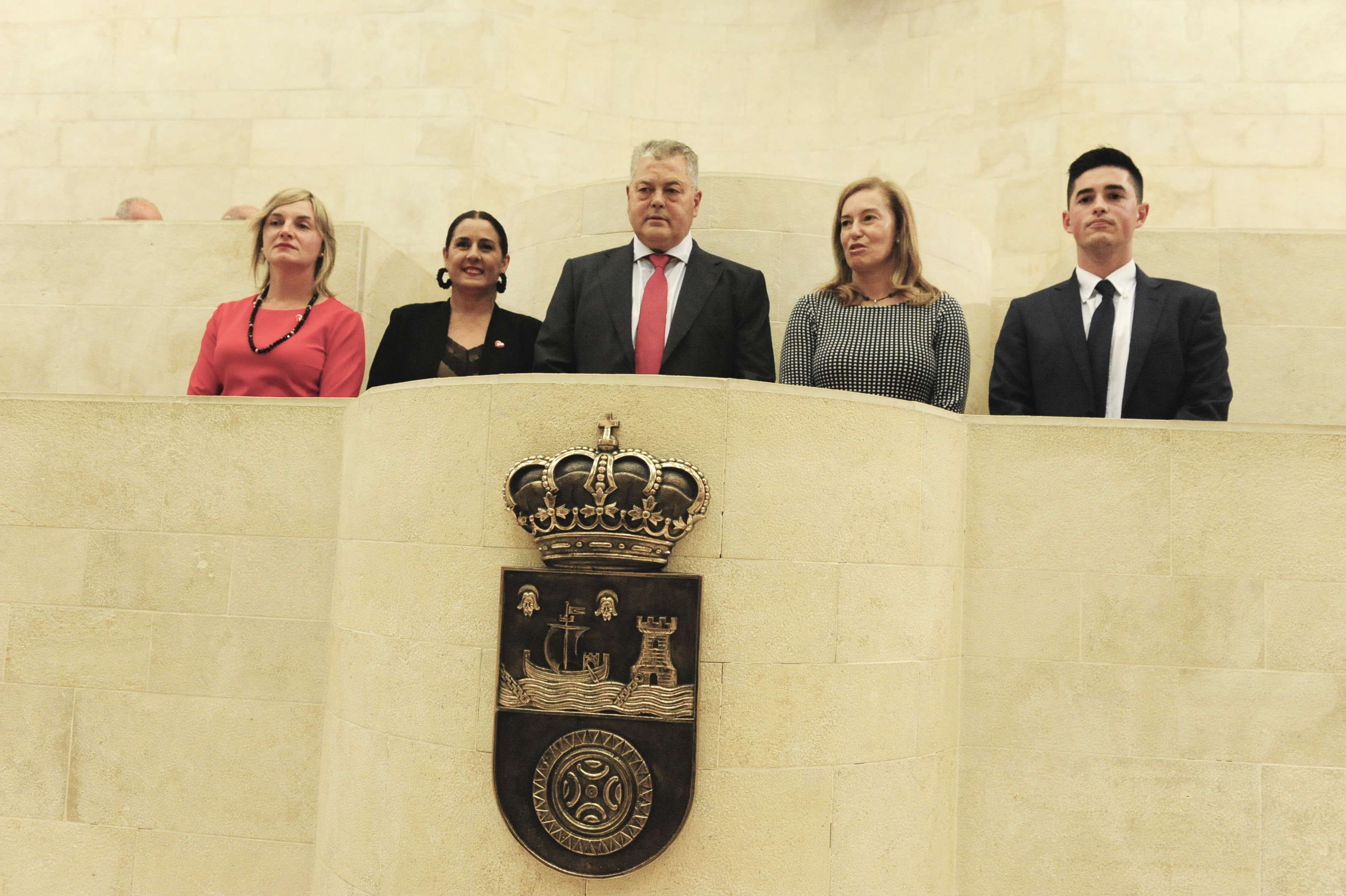 Se inaugura la X Legislatura en el Parlamento de Cantabria Parlamento